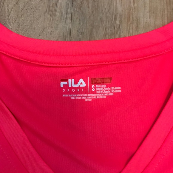NWOT FILA Running top - Picture 2 of 2